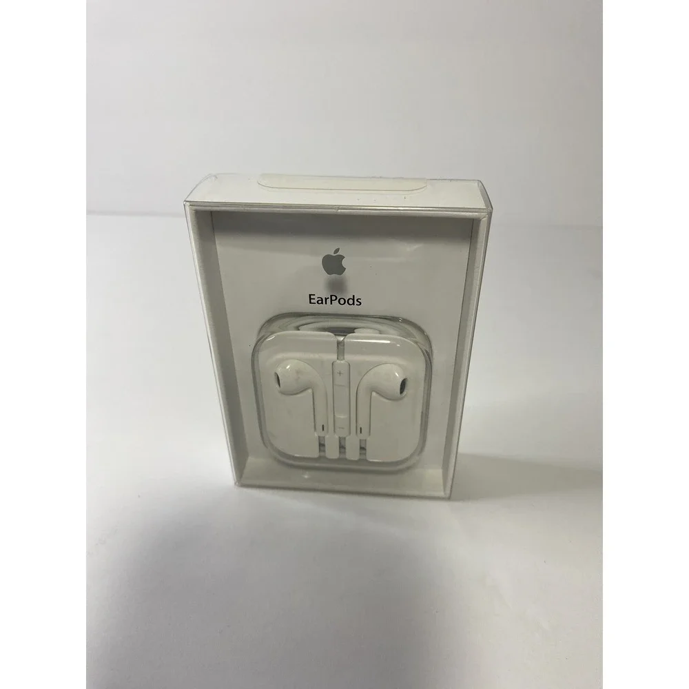 New Sealed Apple EarPods w/ Remote & Mic White MD827LL/A Retail Packaging